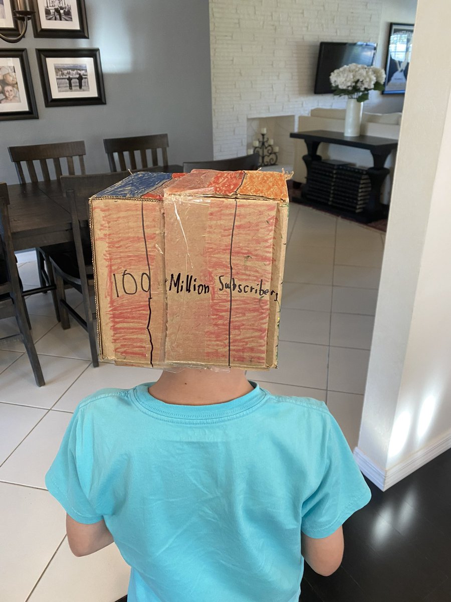 MikewDickman's tweet photo. @MrBeast one of your biggest fans. https://t.co/s2KohoCLv7