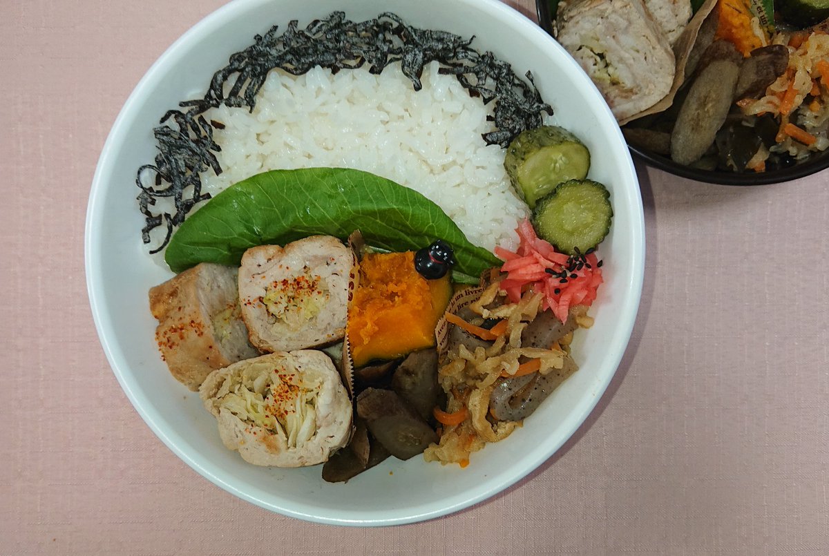 mihome369's tweet photo. キャベツの豚肉巻き弁当🍱

しっかり食べて
月末締め仕事
頑張ってきます💪

#コロナ対応で追われて久しぶりに月末締めが今日中に終わる気がしないあーー https://t.co/HkCwfd4ZeW