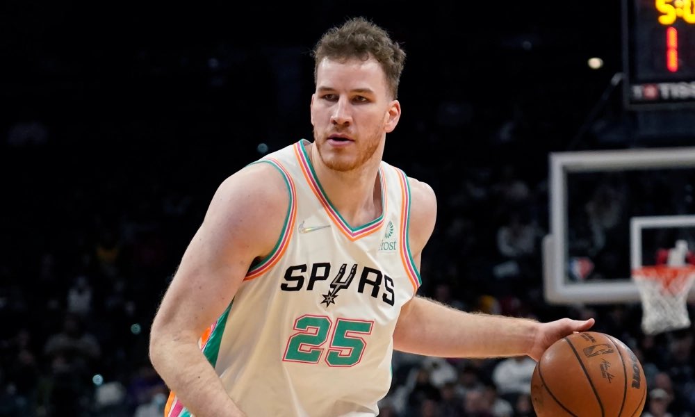 BasketballNews.com tweet media