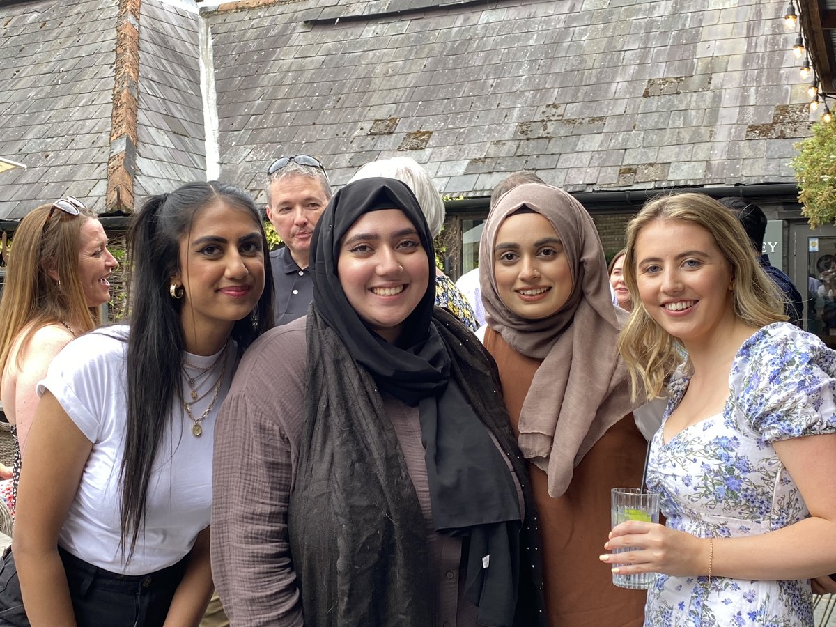 rayneressexllp's tweet photo. The @rayneressexllp family had an amazing time at the latest team social! Both London and St. Albans branches came together for some serious summer vibes!
#worksocial #funday #JJAMCafe #JJAMGroup #accountantswithpersonality #teamsocial #London #StAlbans #SummerVibes https://t.co/gpvLRQRswd
