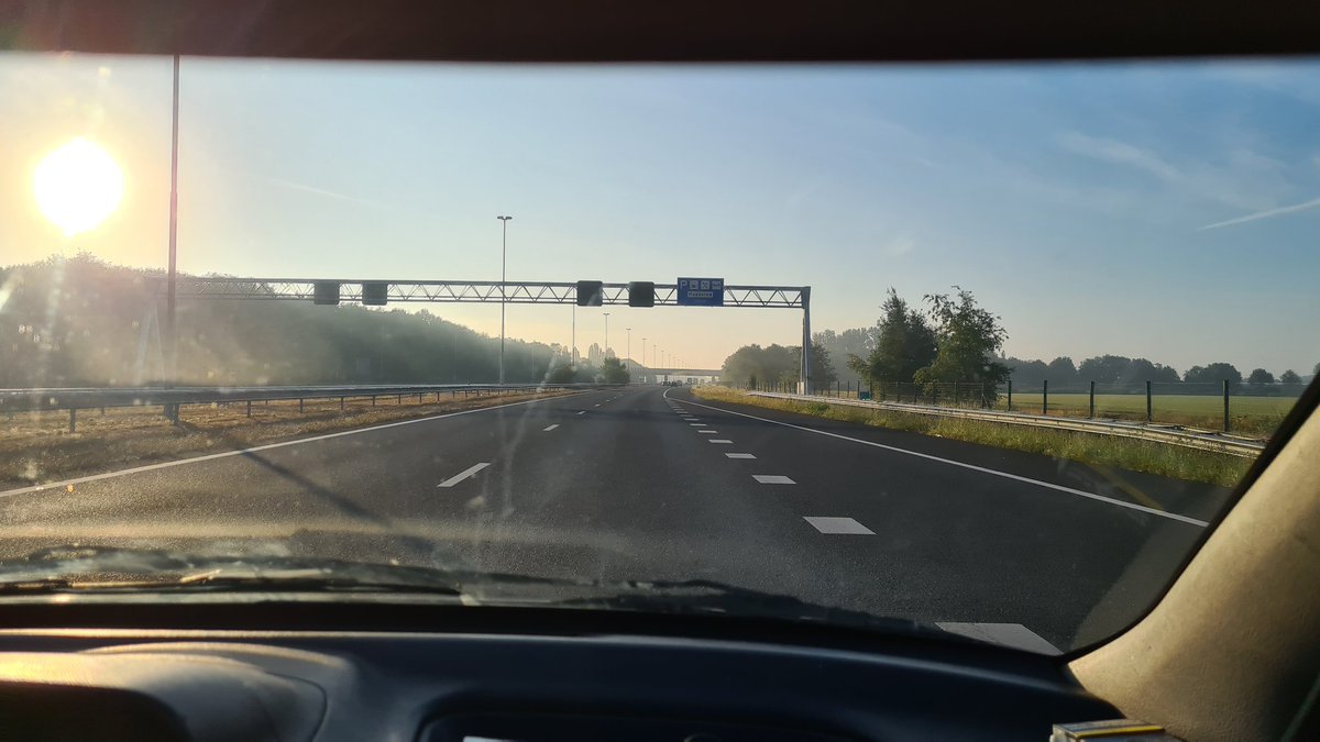 IainNft's tweet photo. Roadtrip to ? 

#RoadTrip #unknownDestination #weekendvibes #Goodvibez https://t.co/rPTq1TGMB7