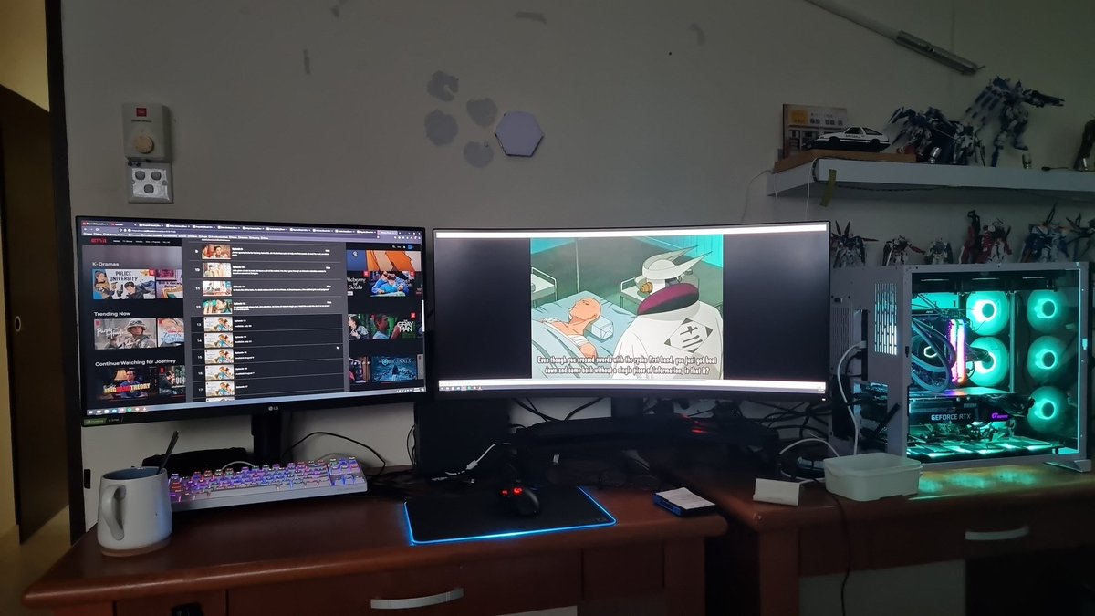 Commonsensemana's tweet image. Which to use as main monitor? 27 inch or 34 ultra wide? #doublemonitor #dualmonitor #lg #xiaomi #1440p