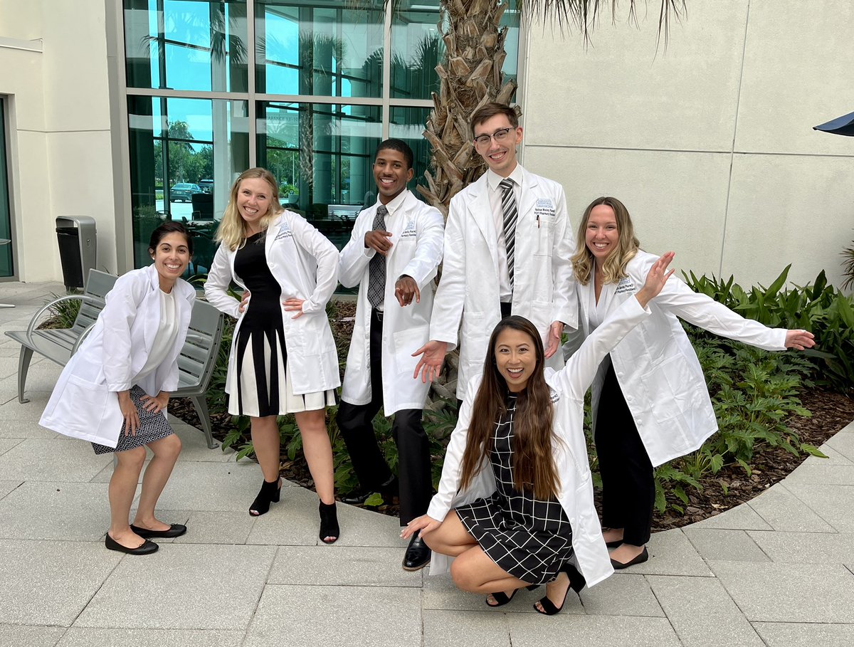 KisgenUF's tweet photo. Month #1 in the books for our new @SMHCS PGY1 pharmacy class. Looking forward to a great year with this crew. #TeamSMH #RPDLife https://t.co/I79D9UvMxP