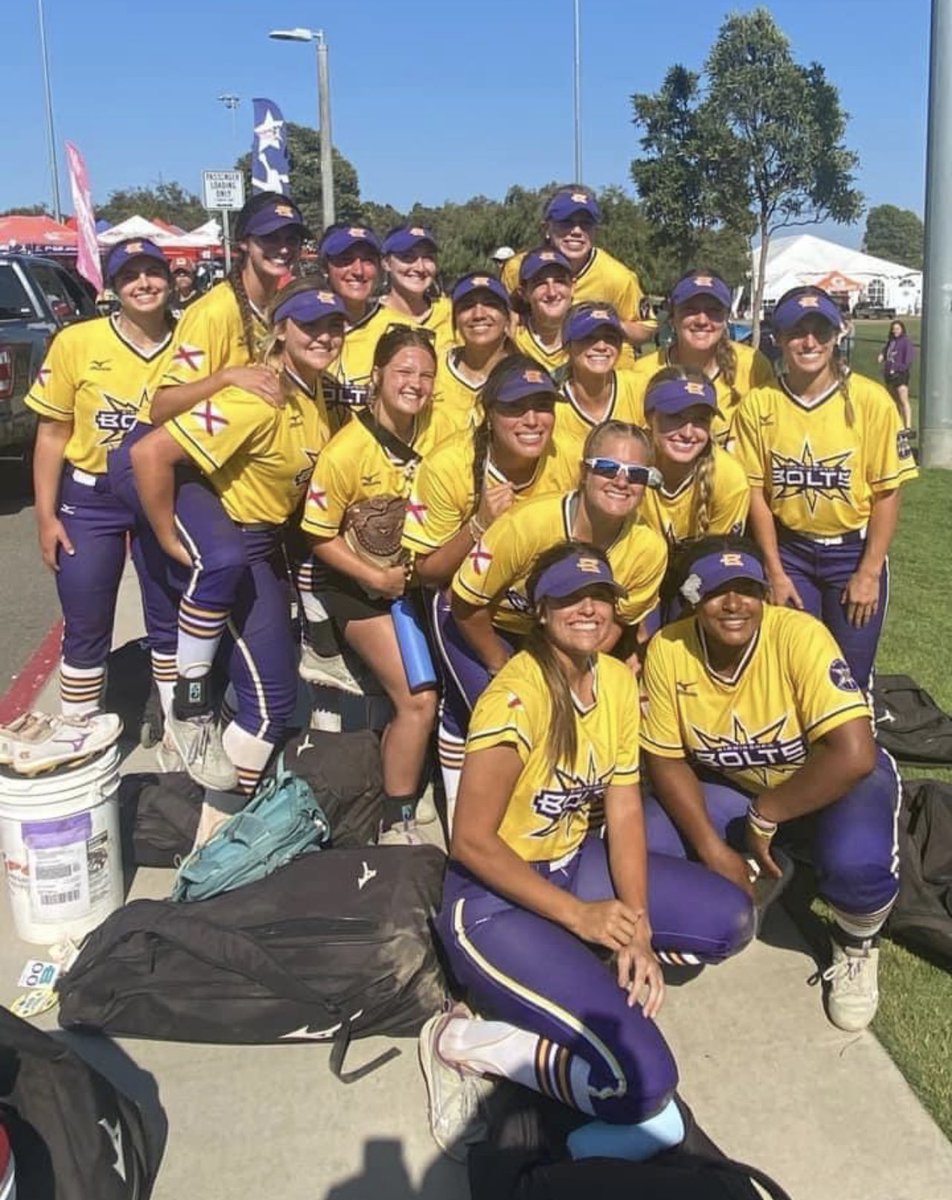 Congrats to our @BoltsOrg 18u team for advancing to the PGF Championship game tomorrow @ 1p PT. The game will be aired live on ESPNU! 

#boltspremier #boltsboom