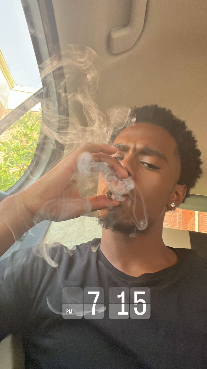 I’m the koolest mf you’ll ever meet if I’m high so therefore I’m always kool 😶‍🌫️