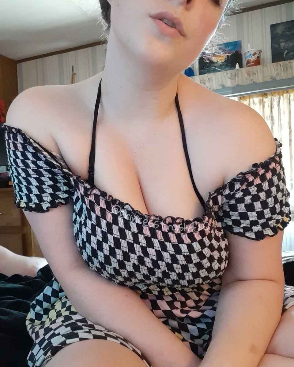 PTrash420's tweet photo. Wanna see my Swimsuit babe? Come check out my sites https://t.co/Txy54YhH5C π₯°
.
.
.
.
.
.
#nofilters #nomakeup #checkereddress #curvygirl #cute #swimsuit #thickthigs https://t.co/XPm5bOndct