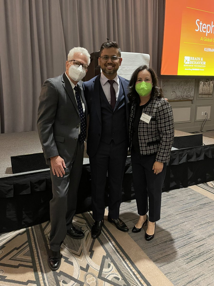 Touching tribute to visionary Stephen A. Lieber and his legacy investing in #mentalhealth research <a href="/BBRFoundation/">BBRFoundation</a> scientific council dinner tonight. Wonderful to meet rising stars in the field <a href="/shansiddiqi/">Shan Siddiqi @shansiddiqi.bsky.social</a> and Aishah Raquib IRL! Congrats to all the Klerman &amp; Freedman honorees!!