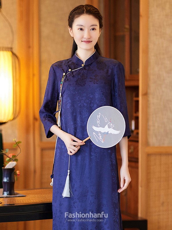 HanfuFashion's tweet photo. Fashion Hanfu Blue Jacquard Cheongsam Style Dress Female

https://t.co/kKdahE0Bc4

#dress #hanfu #qipao #cheongsam #fashion #chinesedress https://t.co/JI5hN60WP2