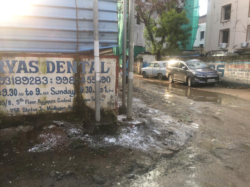 21Amoh's tweet photo. @kanmavi1 @DC_Serilingmply @GHMCOnline @ZC_SLP @KTRTRS @acitghmc Dear citizen attended the grievance sir https://t.co/R9rfDZLES4