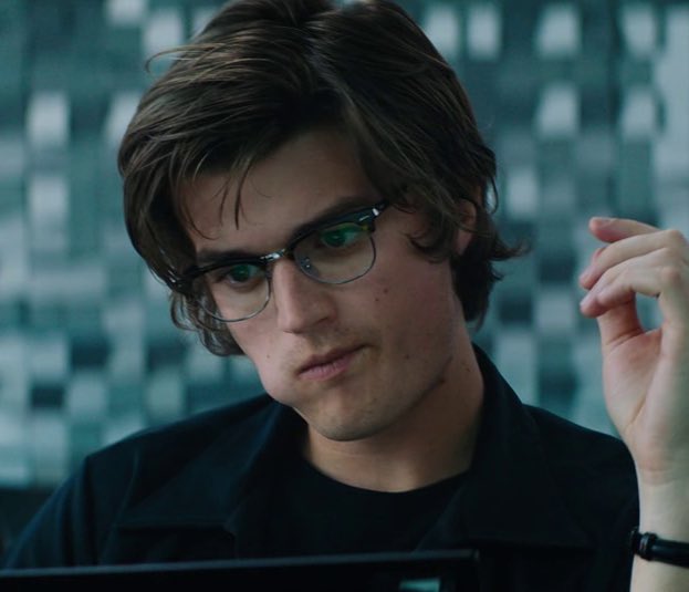 joe keery zone tweet media