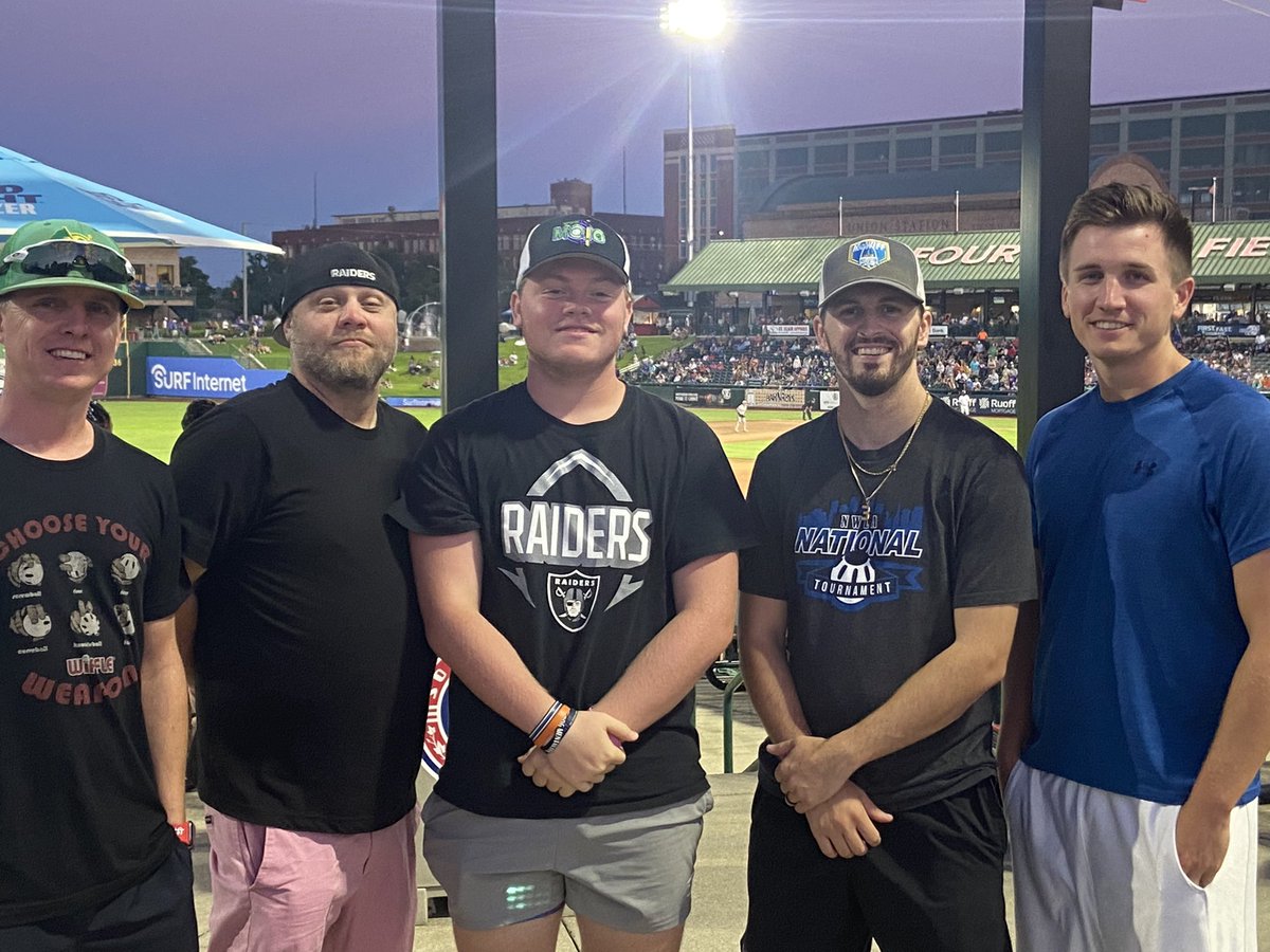 MO WIFF taking in a @SouthBendCubs game the night before @HometownCup.