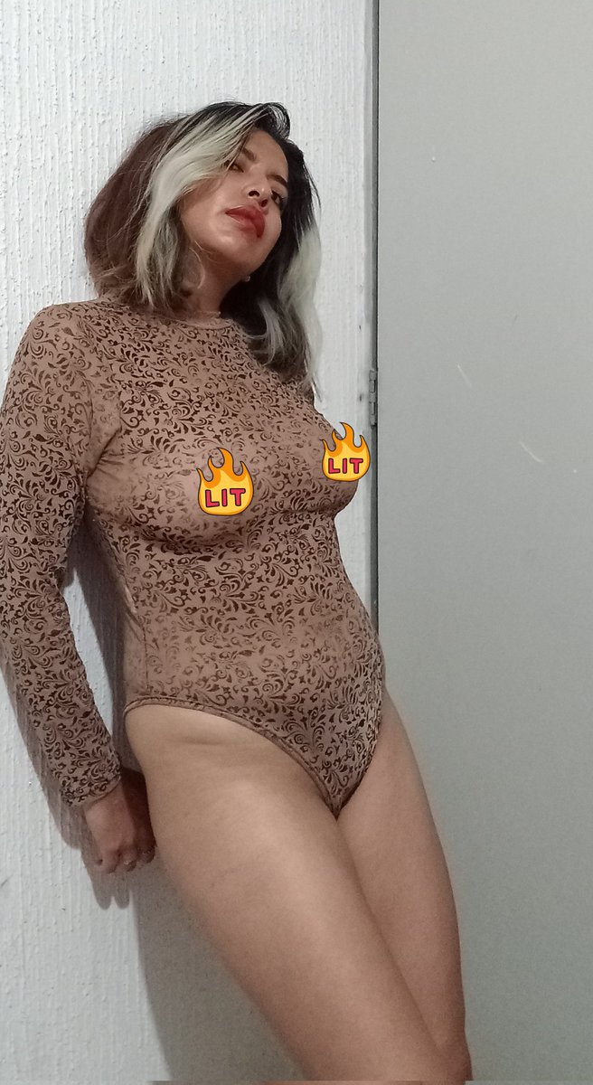 danve2321's tweet photo. Go to my OnlyFans I have new content 🔥🥵💦
https://t.co/iE5oOROEbu

#sexy #lenceriahot #curvynatural #titis #onlyfans #onlyfanslatinas #lips #animalprint #Morena #latinamami https://t.co/9PjogtEZwQ