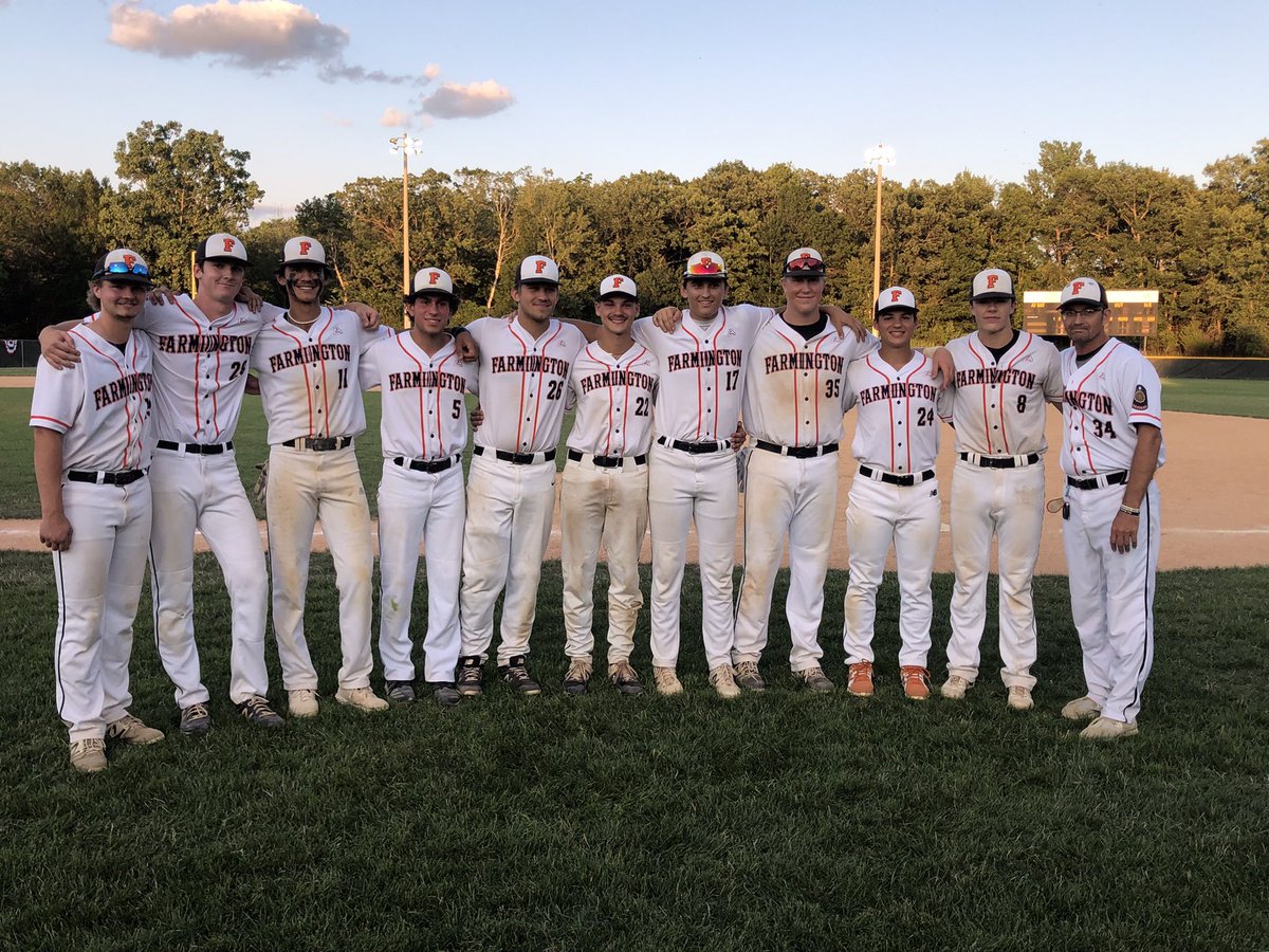FgtnLegion189's tweet photo. Seniors, THANK YOU for you leadership, unselfishness, and determination this season. It’s not the end, it’s the beginning of great futures in life. You set the bar for this program moving forward. Best of luck, I love you all! https://t.co/9JkOFgkkGm