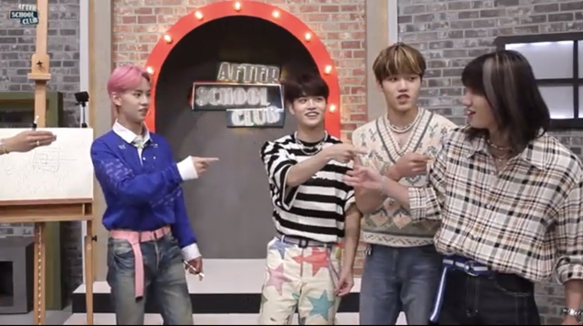 MONSTAYTINY's tweet photo. @arirang_ASC @McndOfficial_ At the beginning and how easily they knew it was huijun after his turn!! Bless them it was so nice to see them just being playful and having a little fun. Thank you for having them!! 💕 
(I do have a Korean address) 

#BehindASC #MCND_ASC https://t.co/g1btLqPd8Y