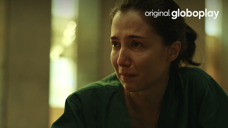 globoplay's tweet photo. Vezes em que a Marjorie me fez chorar Estiano 🤧 
#SobPressão https://t.co/wZ0C1YRFPM