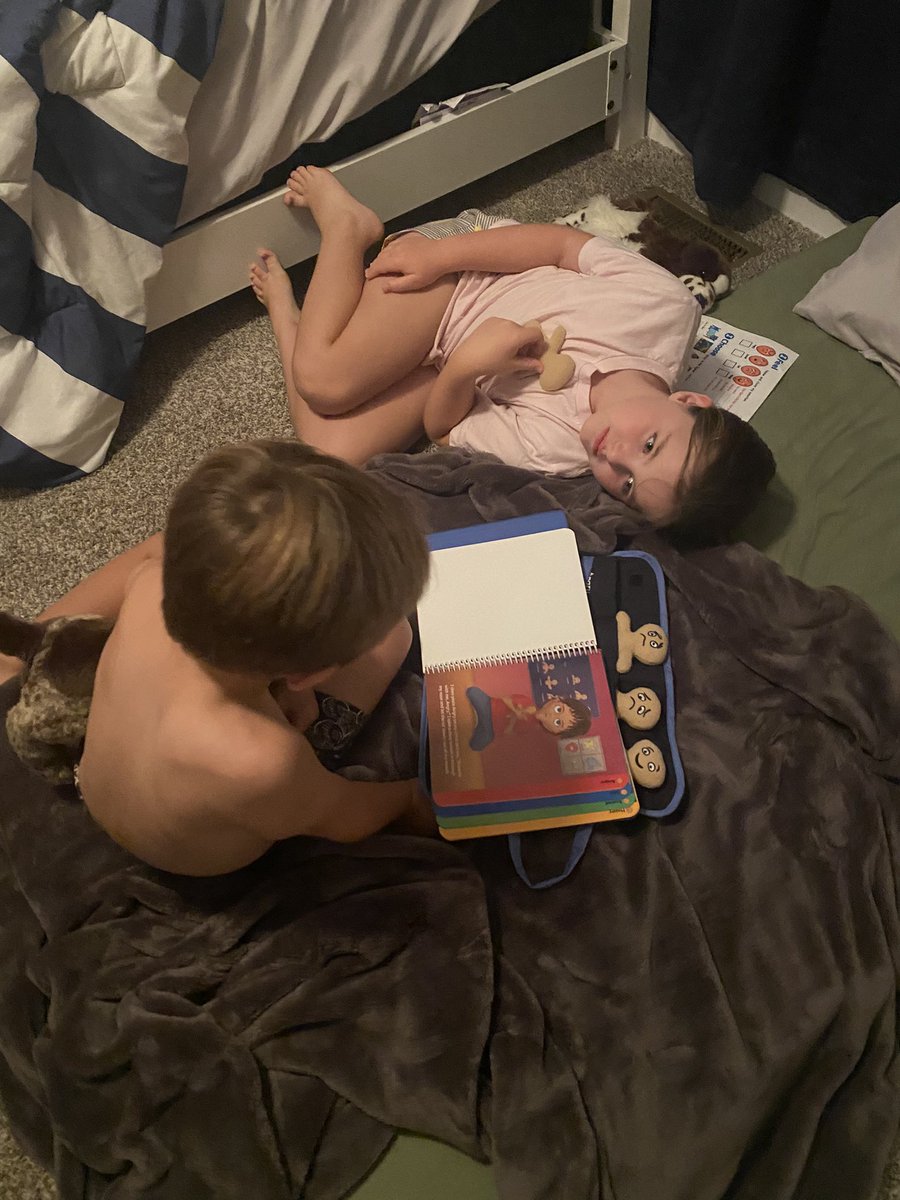 FloydClass's tweet photo. Geeking out over our newest CD delivery at the Floyd house. We’ve been doing lots of nighttime practice with our feelings buddies #iLoveCD #BrainSmart https://t.co/QluyO8jnPR