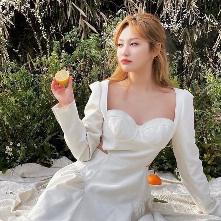 _zamdainty's tweet photo. ㅤ

 🥣🩰🪞: She’s like that story in a
 book that makes your eyes dream.
ㅤ
ㅤ https://t.co/wBvsSaNEHk