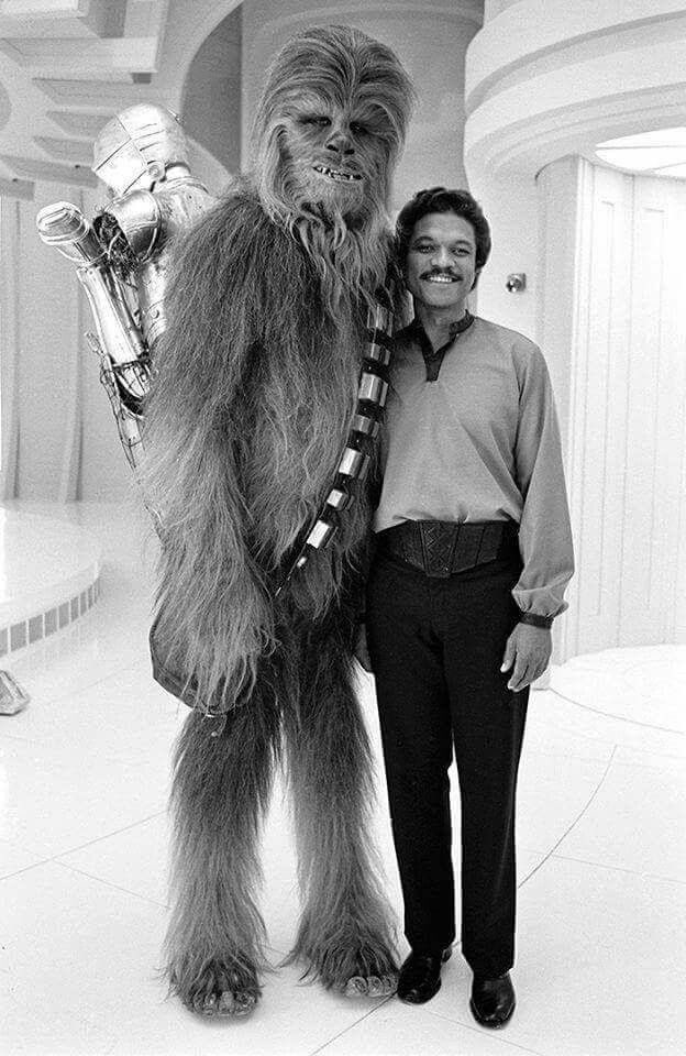 Anthony Daniels, Peter Mayhew and Billy Dee Williams on the set of THE EMPIRE STRIKES BACK (1980) #StarWars https://t.co/2LjGOacJzb