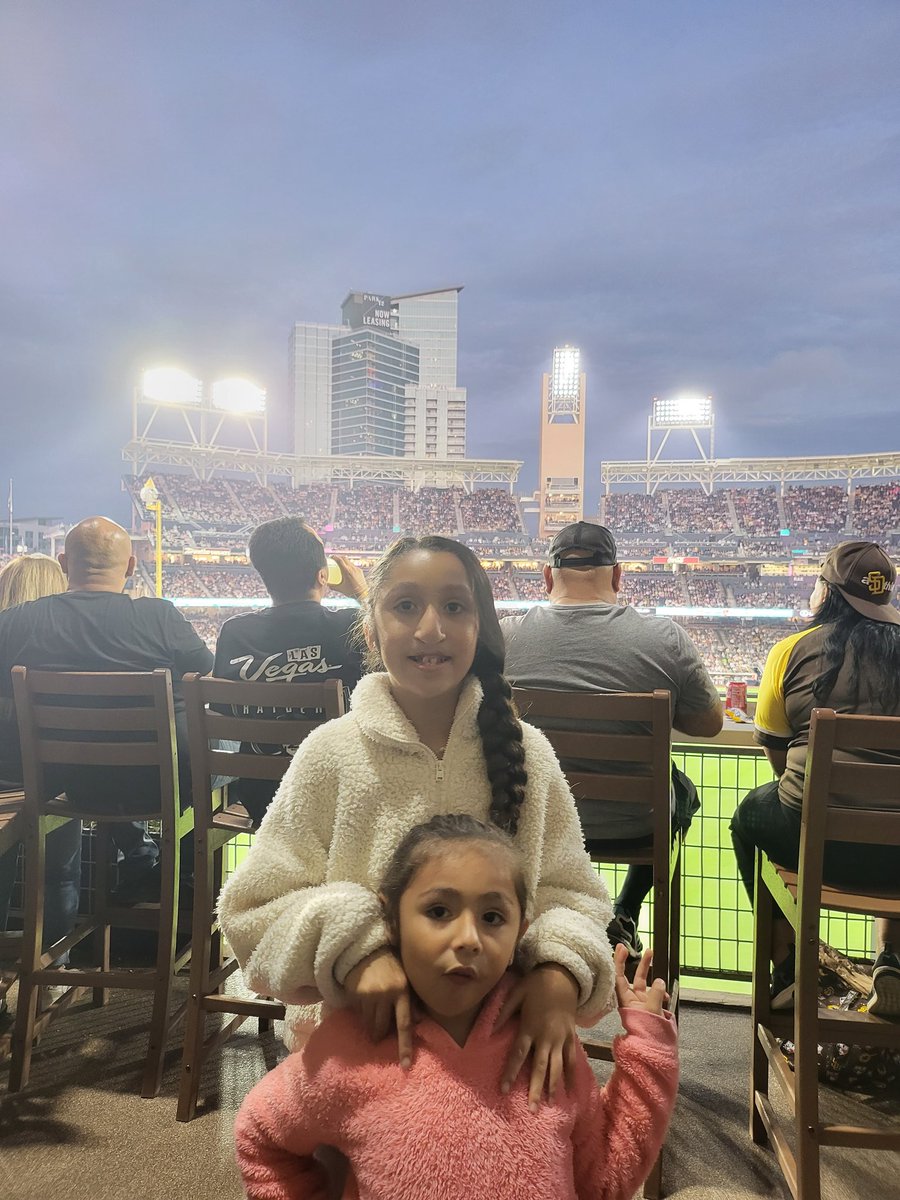 Infamous_HD's tweet photo. @padres #timetoshine https://t.co/GBRoLY3NjQ