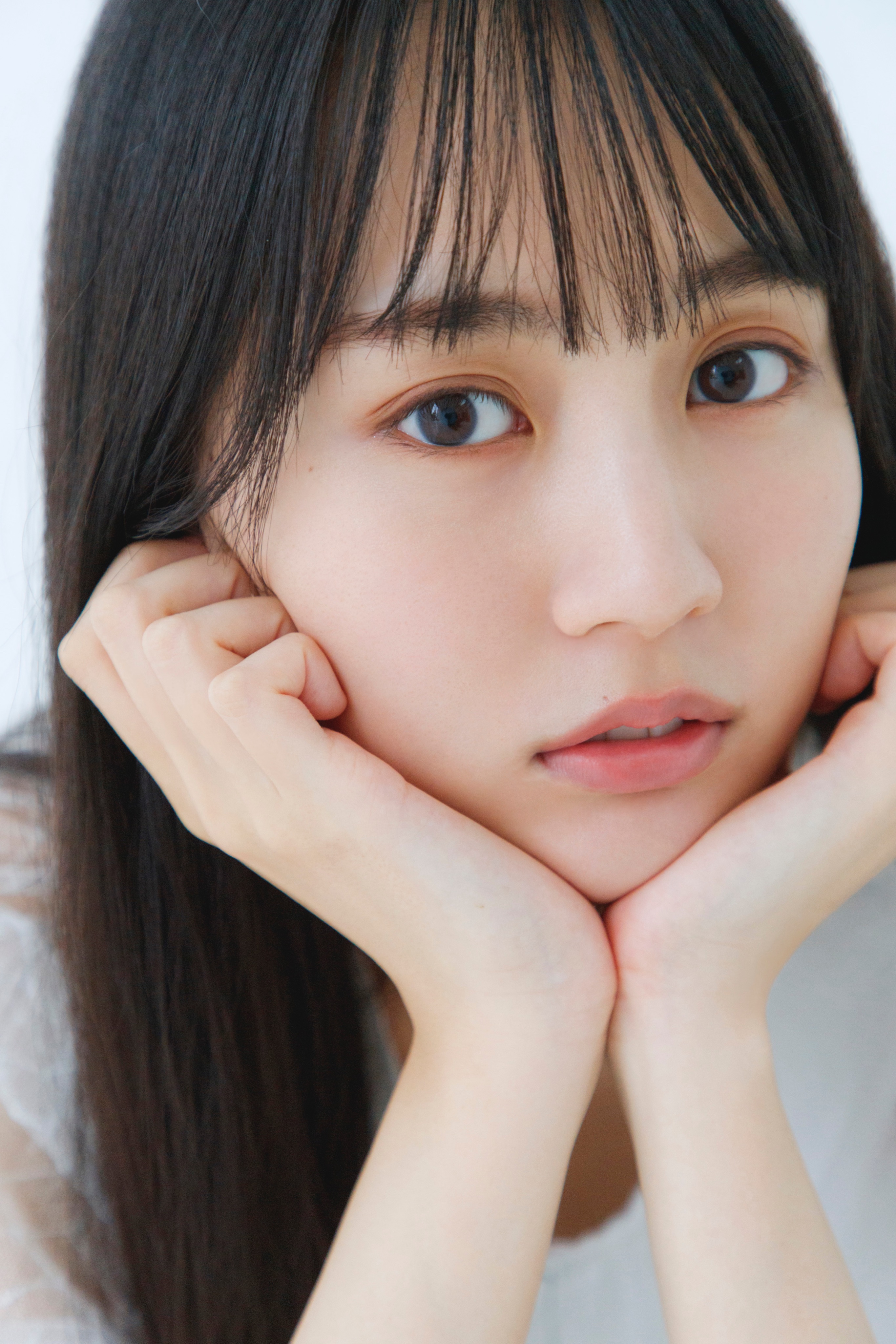 乃木坂46 - 賀喜遥香 アザーカットミニブック 賀喜遥香 まっさら アザーカットミニフォトブック - メルカリ