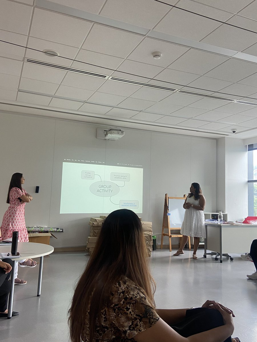 samanth97798808's tweet photo. A fun responsive classroom session led by @SarahF8432 @KanchanChanglan @oismumbai @lisakatehughes #pypeducators https://t.co/nWh9tZpwpt