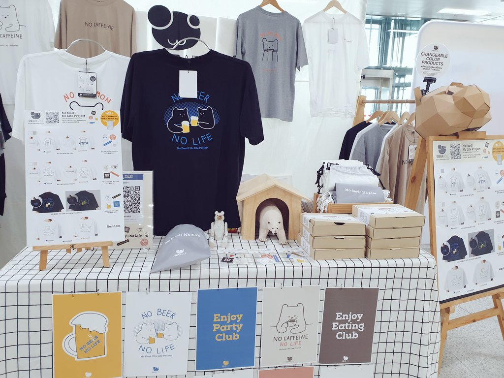 Abearable's tweet photo. Ready! Booth C6 หน้า vans
@สถานีกลางบางซื่อ ใครมีบัตรแล้วมาเจอกัน!
#cattshirt8 #cattshirt #catradio #abearable https://t.co/tGBcDAEInp