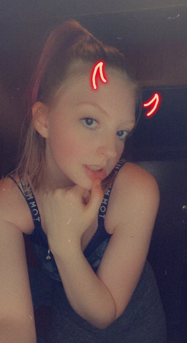 Who&rsquo;s going to be a good sub and send? I want to hear my cashapp notifications ding! Dm if ur looking<a href="/tag/findom"class="tags"><span>#findom</span></a><a href="/tag/paypig"class="tags"><span>#paypig</span></a>