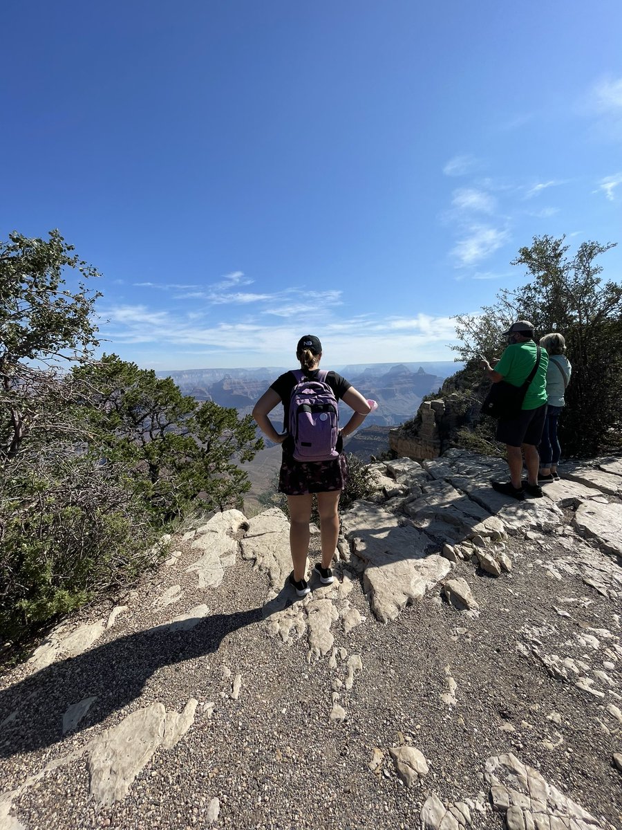 tiffanylutz0's tweet photo. Views of the week…rested and recharged. @GrandCanyonNPS @BryceCanyonNPS #horseshoebend #monumentvalley https://t.co/qnkosQbymq