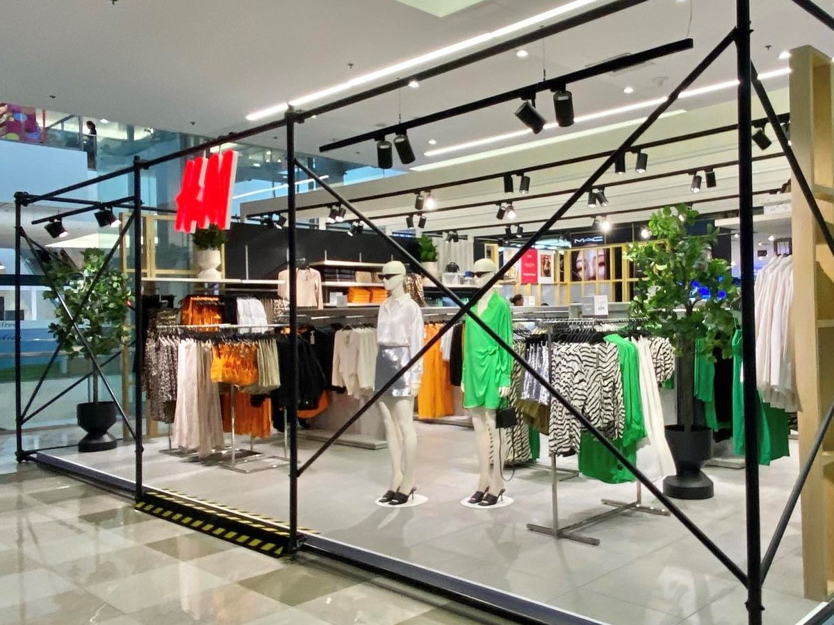 H&M Philippines on Twitter " Calling all ladies!! Visit the H&M Popup in SM Makati now and