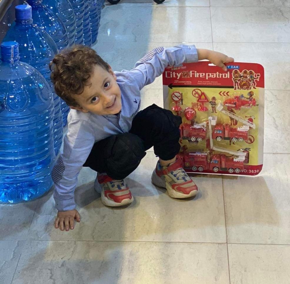 AmolaAlzainy's tweet photo. بهجة النفس وأجمل قلب.. لما بيلاقيني بنضف في البيت زي النهاردة وأنا زهقانة يقعد يغنيلي بصوته الطيب يا ماما يا اللي منورة البيت بتاعنا يا ماما يا حلوة بحبك خالص يا ماما.. مين أنا علشان استحق الحب دا والعسل دا كله والنعمة دي؟... يارب الف حمد وشكر ليك يارب.. يارب يارب https://t.co/lqTALJQ7nE