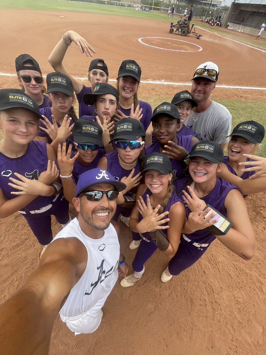 ryn_mccormick09's tweet photo. Elite 8 —> Final 4 Baby!! @joelAgarcia83 @Aces_SoftballKC @thealliancefp @HFLfastpitch @ExtraInningSB @Los_Stuff @LegacyLegendsS1 @RecruitUok @OklaPrepSports @SierraElaine8 https://t.co/Q4XZbPwS5t