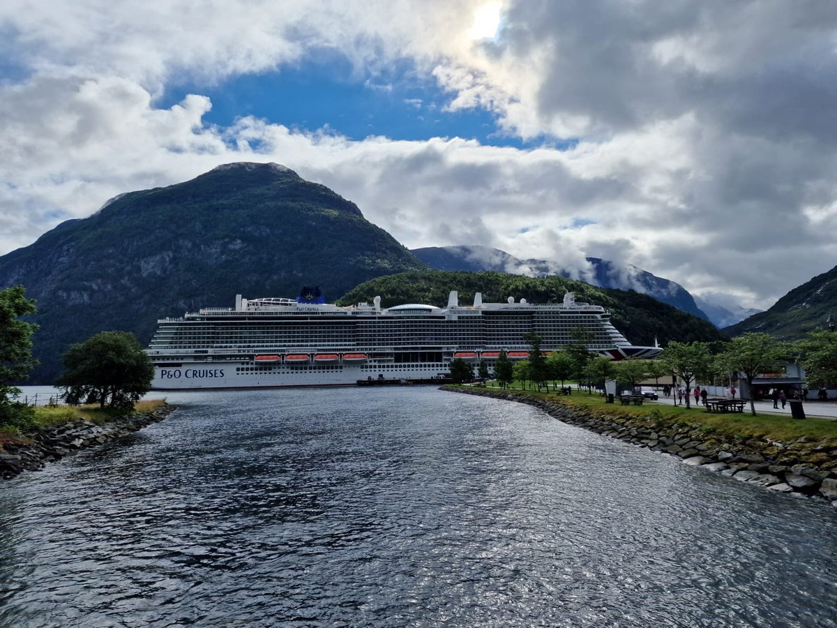 RosieM_work's tweet photo. Thank you @pandocruises for an amazing week on #Iona in the #Fjords. Another lovely cruise to add to the memory bank 😎 https://t.co/NOGUPzrAxm
