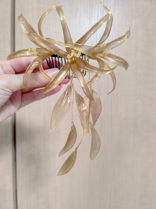 彼岸花の髪飾りのtwitterイラスト検索結果