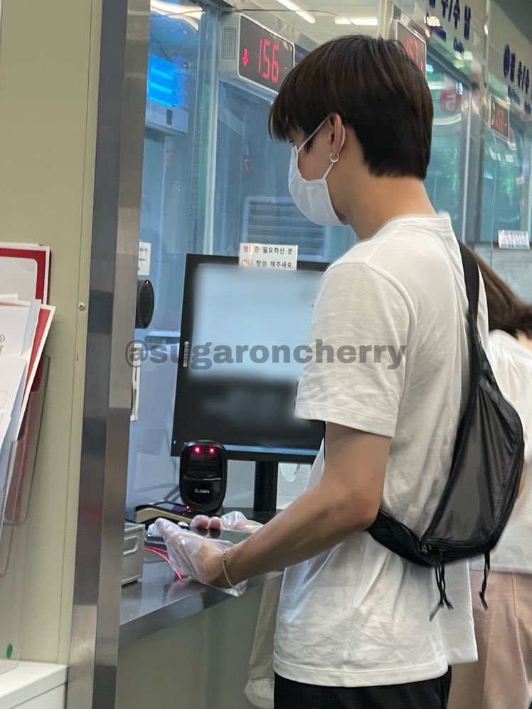 opต่อคิวตรวจcprก่อนไปญปละเจอพี่จองอูด้วยอะ ฮือ หล่อมากกก กระเป๋าคาดอก🫠🫠