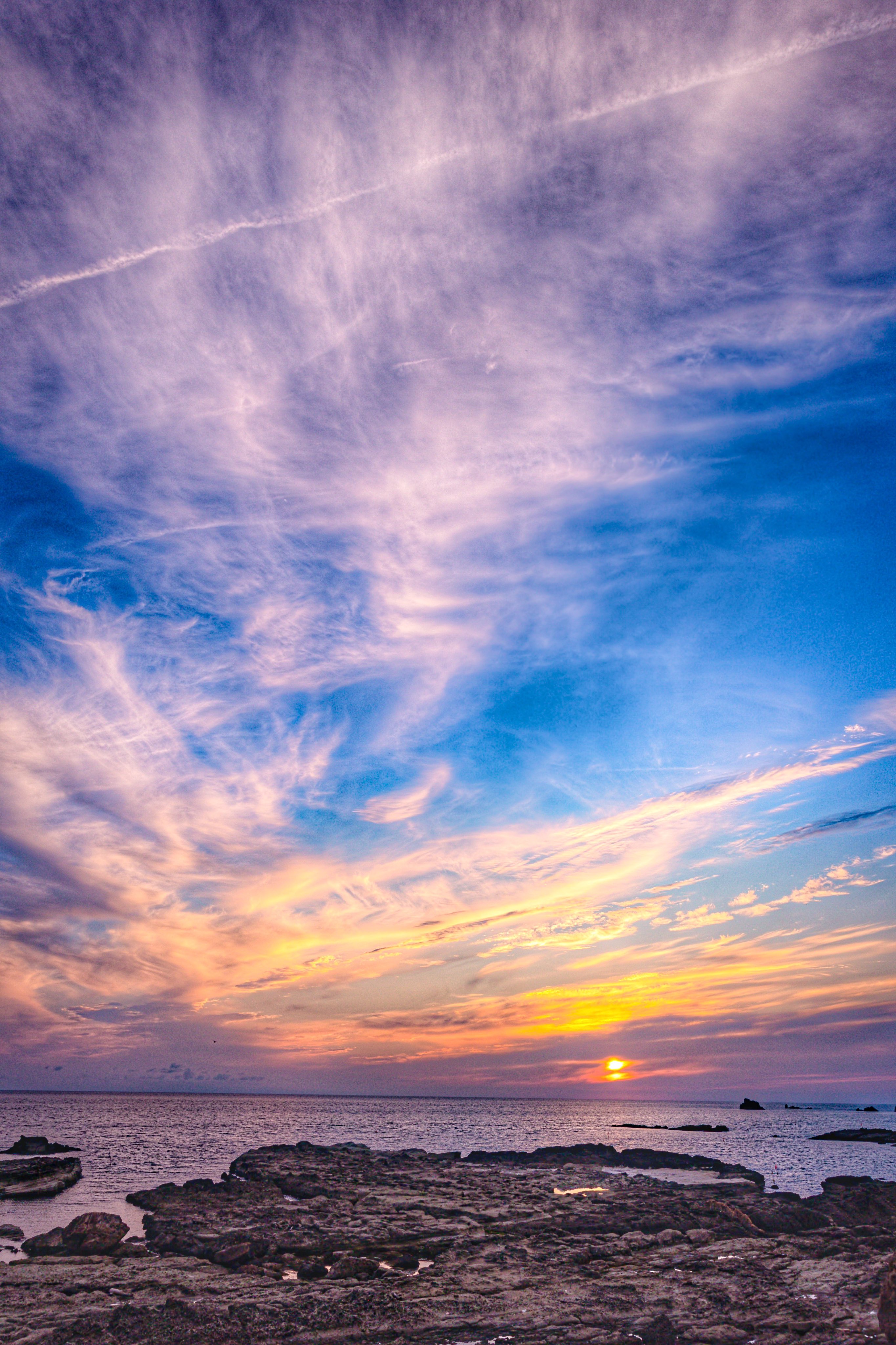 まる 日本海の夕暮れがとても綺麗でした T Co Imucjhbrqg Twitter