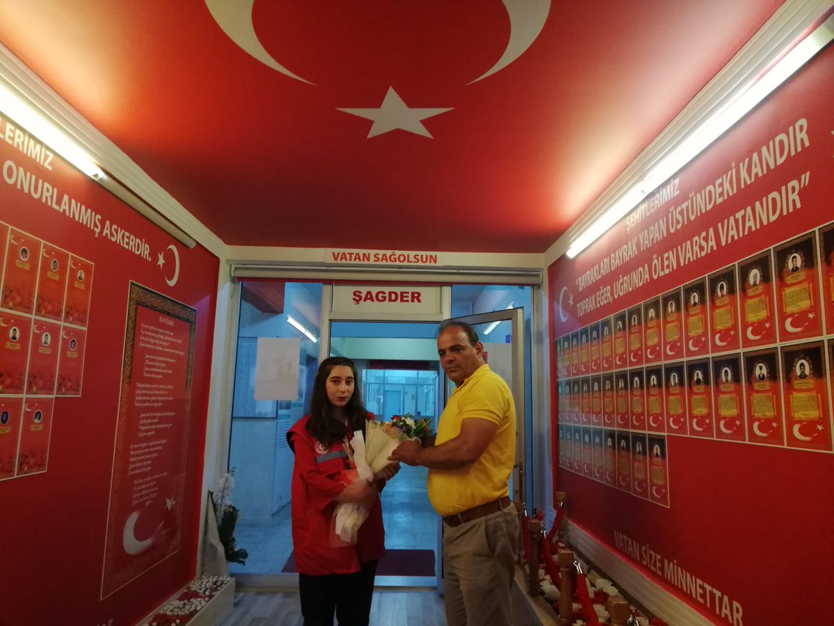 Damla Gönüllülük Hareketi 121.Dönem; Milattan Mirasa Uygarlığın Şehri #Bayburt 

Gönüllülerimizle Şehit ve Gaziler Derneği'ni ziyaret ettik. Anılarını heybemize doldurarak oradan ayrıldık. Sonraki durağımız Bayburt Valiliği oldu. Bizi ağırladıkları için teşekkür etmek istedik.