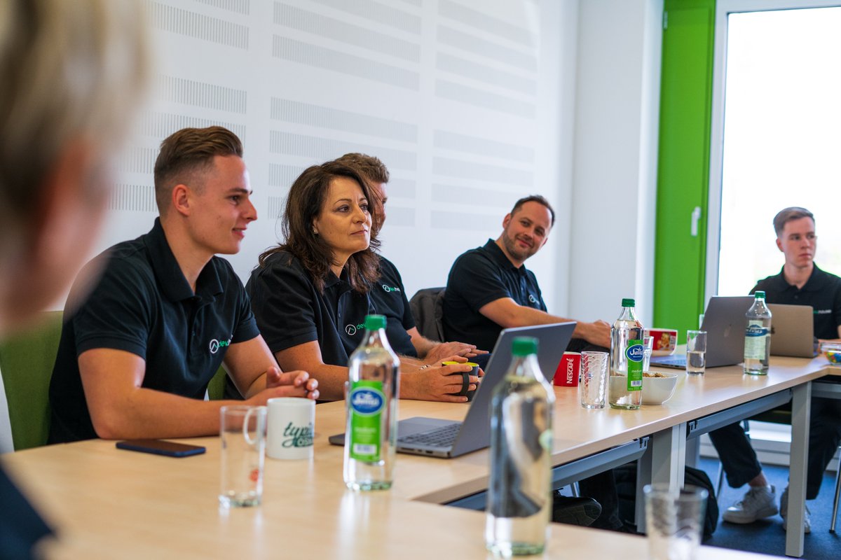 dev.house GmbH tweet media