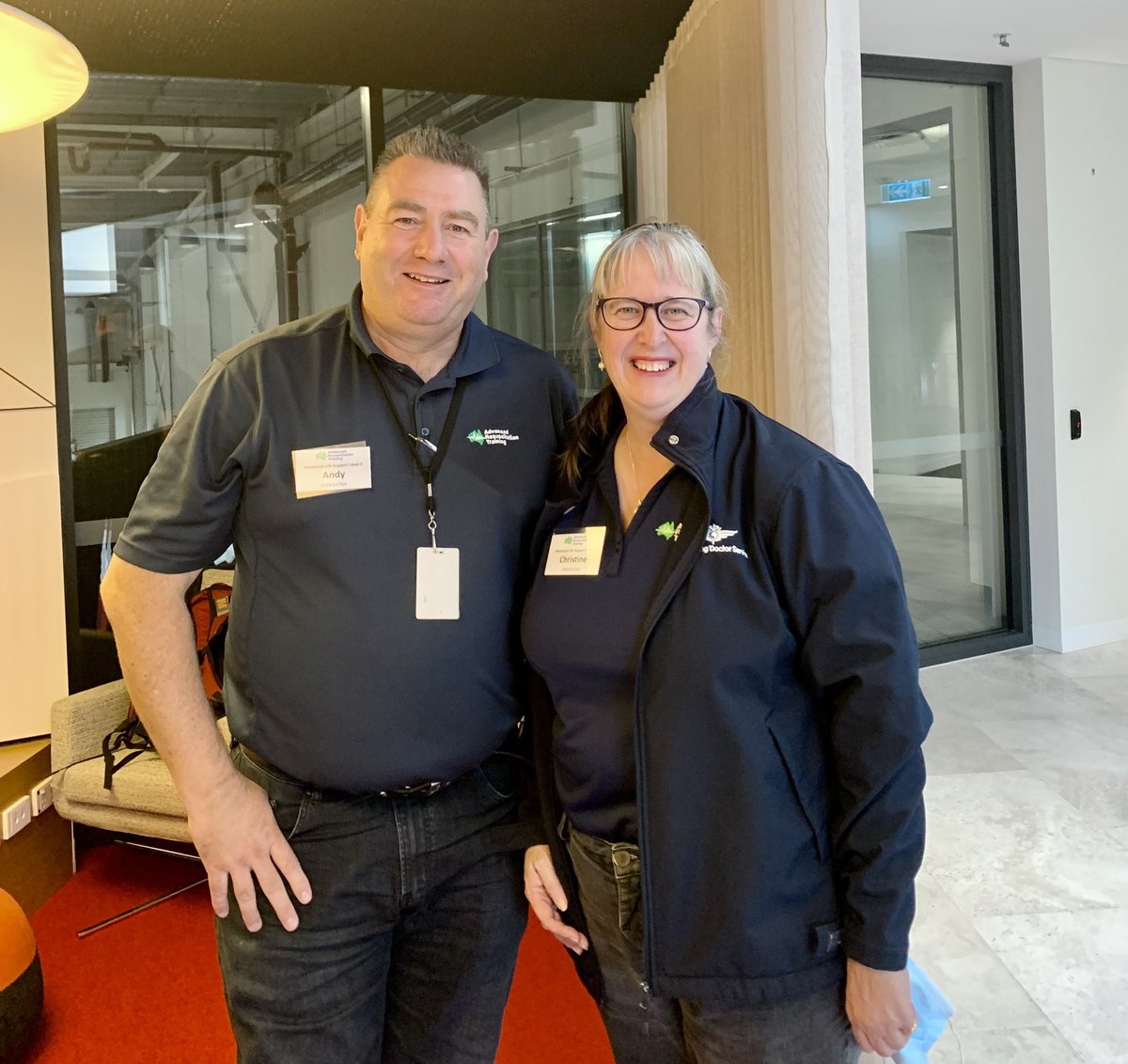 rfdsSANT_EGMMRS's tweet photo. #ALS2 resuscitation training at the @RoyalFlyingDoc Central Ops Adelaide base this weekend
🚨🚑🖥📈⚡️🏥
Thanks Chris Wilson, our #rfdsSANT manager of clinical education, and Andy Mathieson for leading the course!
@AustralianResus @Ilcor_org https://t.co/pufWv5Z2K3