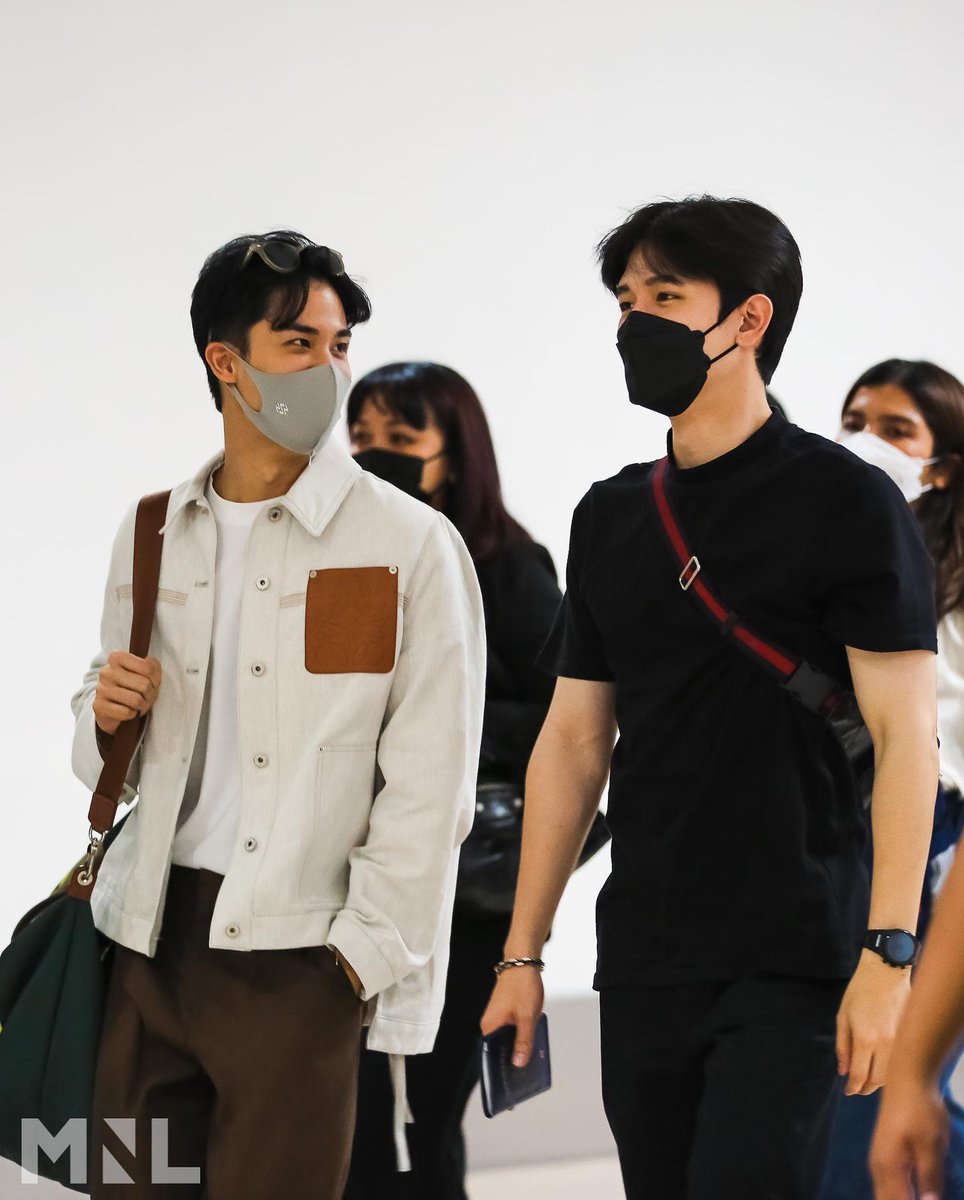 ohohnoe's tweet image. Sayang kalian @new_thitipoom @Tawan_V 😘😘😘😘