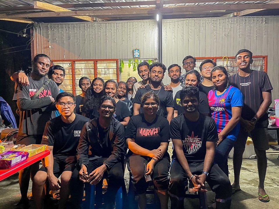 sefilms_net's tweet photo. Shooting Days - We are not a team because we work together, we are a team because we respect, trust and value each other talent.
#ProjectPMNP #production #productionlife #SEFilms https://t.co/pGwXiJzQNI