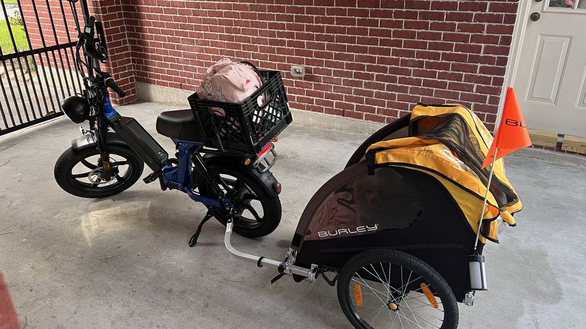 mousususususususu tweet media