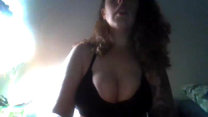 I'm online @MyFreeCams! #onmfc https://t.co/ui5gV1YKhT 💚 https://t.co/wrdcDgp0VT<a class="tags" href="/tag/myfreecams">@myfreecams</a><a href="/tag/onmfc"class="tags">#onmfc</a>