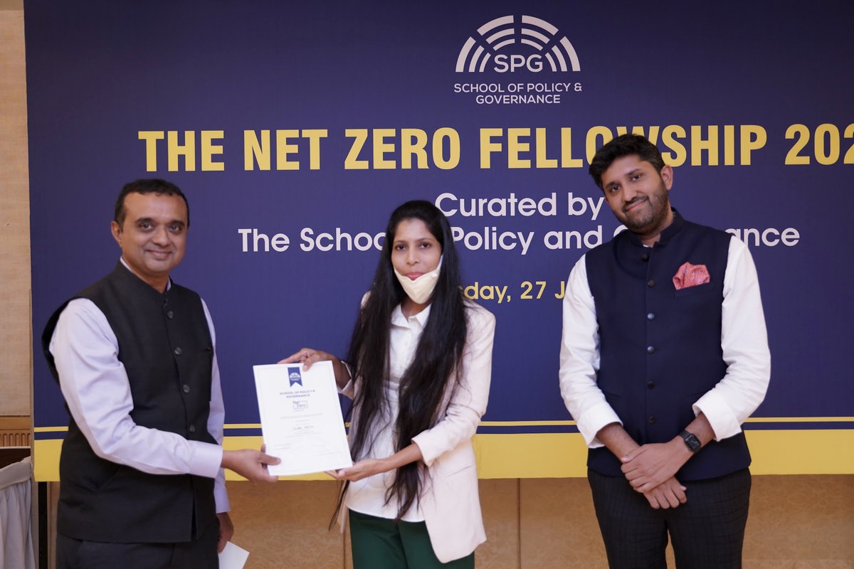 sruthi_harris's tweet photo. At #spgnetzero Fellowship finale + leaders from across the pol spectrum incl MoS for Environment @AshwiniKChoubey As a millennial Party @NCPspeaks encourages participation in multi-party forums when collective efforts can benefit planet&humanity #ClimateAction #INC #DMK #NC #VKC https://t.co/wsyocuXjah