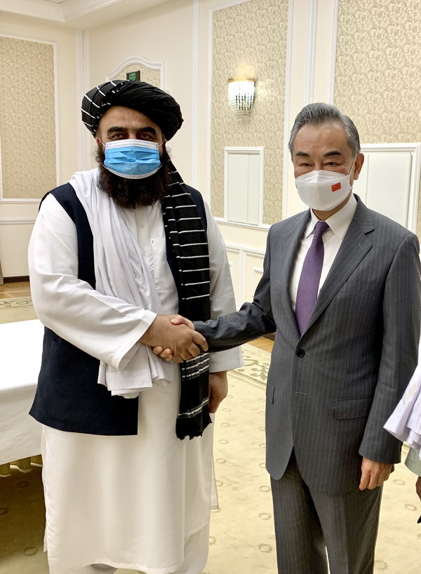 ChinaEmbKabul's tweet photo. On July 28, 2022 local time, State Councilor and Foreign Minister Wang Yi met with Acting Foreign Minister of the Afghan Interim Government Amir Khan Muttaqi in Tashkent. Fruitful outcome.
https://t.co/DTc4hxuqn4 https://t.co/NjRPKUUvOz