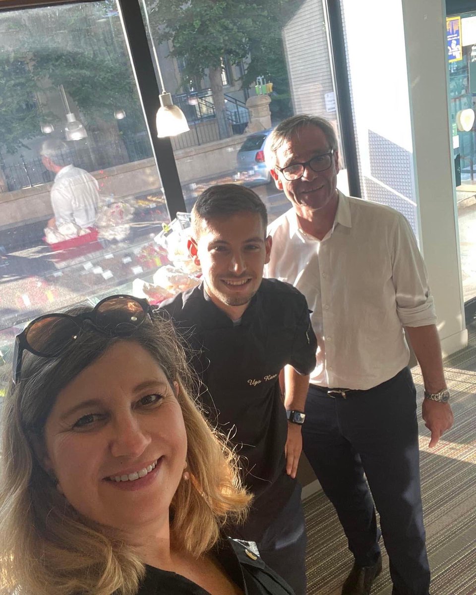 EmmanuelLebeau's tweet photo. #1- Les rendez-vous de l’été à #metz3
A Magny, rencontre et échanges avec les habitants, commerçants, restaurateurs du quartier sur leur cadre et qualité de vie. Également avec les promeneurs, familles et pêcheurs dans le superbe cadre naturel des bords de #Seille. https://t.co/8tD4hP0rCD
