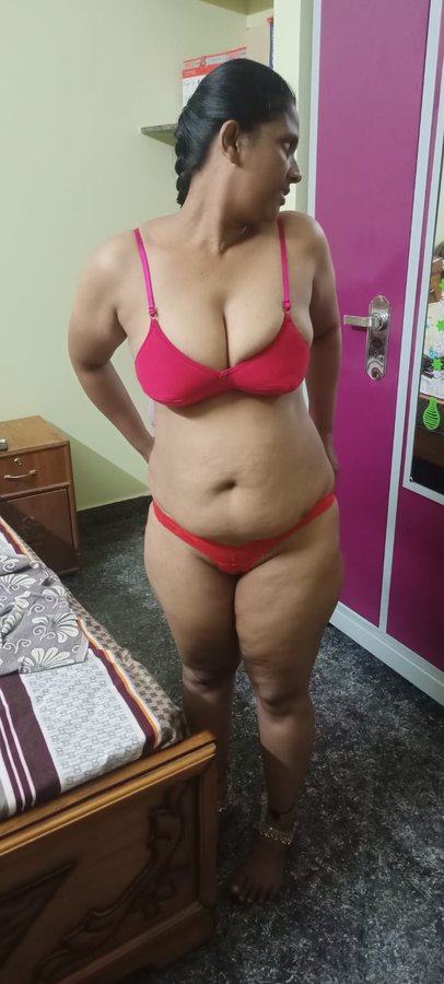 99_Telugu_vlogs's tweet photo. HI friends , My name is #priya from Hyderabad
Am Divorced woman, am felling very lonely, any Body friend ship with me 👉👌👉👌👉👌🍒🍒🍒🍒
more detalis : 👉https://t.co/sHmwsKHOzy
One 1 day - #6000rs https://t.co/6HEW4VSjQF
