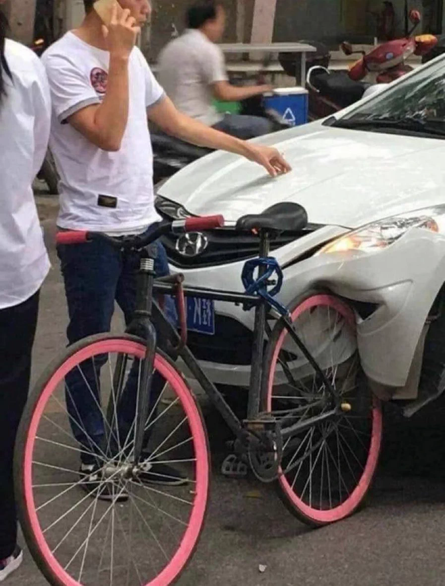 自転車より柔らかい車？！何で出来ているんだろう…？