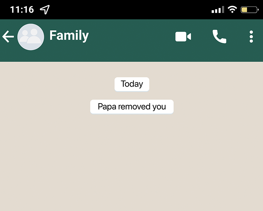 Flipkart's tweet photo. your dad saw your order history https://t.co/t4XToj20V1