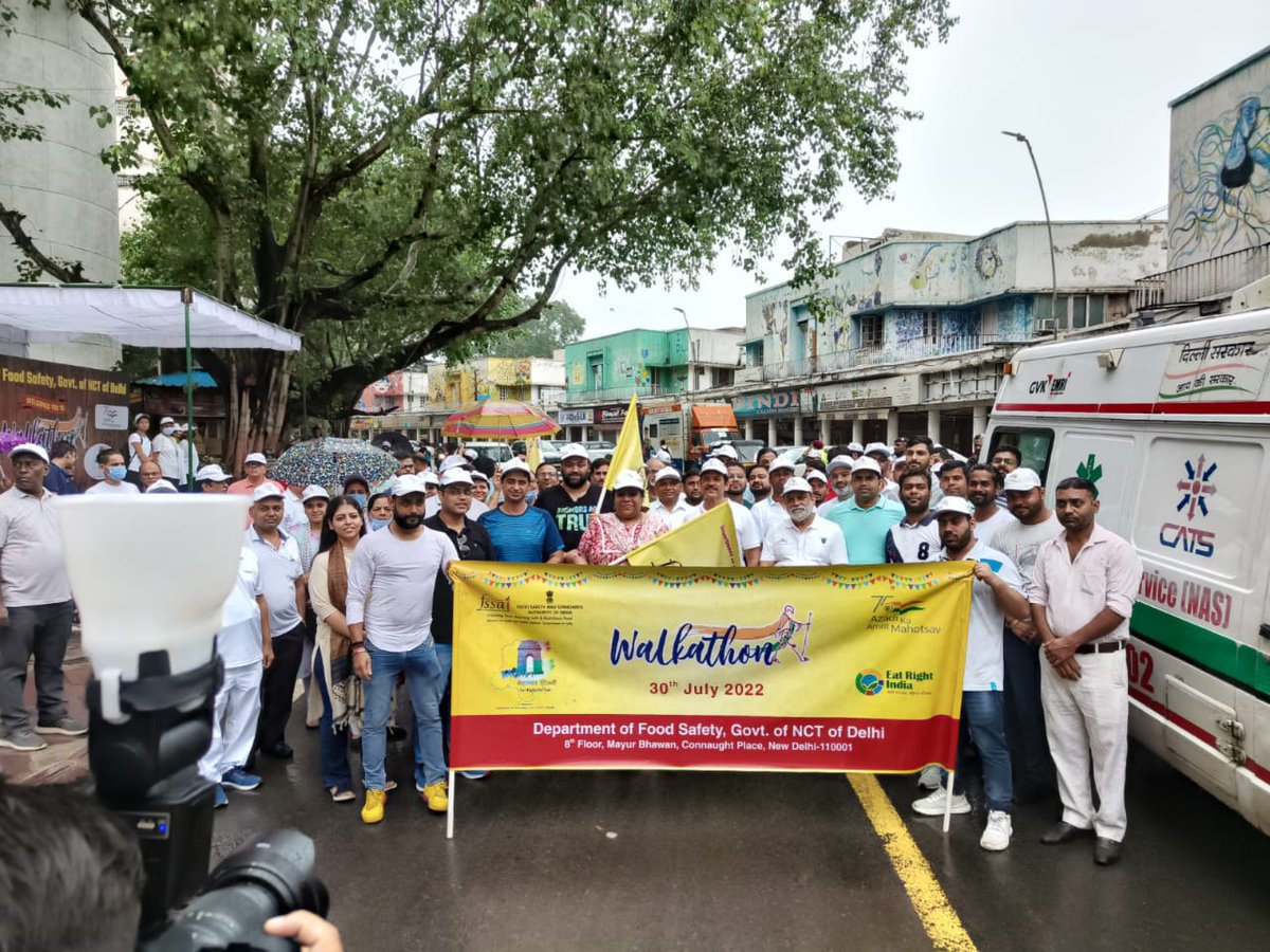 educategaurav's tweet photo. @foodsafetydelhi successfully organized #EatRightMela under the auspices of #AzadiKaAmritMahotsav Thanks to @dtptraffic @DCPNewDelhi @HQ_DG_NCC and @fssaiindia  for excellent support and coordination @dilsefoodie @DelhiGovDigital https://t.co/MvUS0cQgsQ