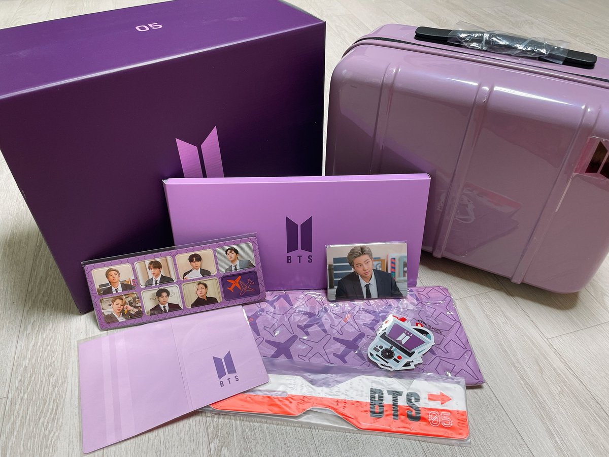 BTS MERCH BOX  #5